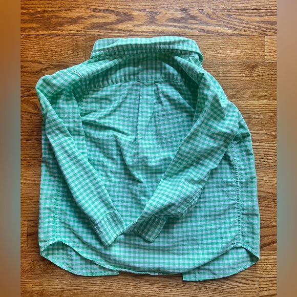 Darling boys size 6 Ralph Lauren button down shirt. Perfect condition - worn 1x - Picture 3 of 3